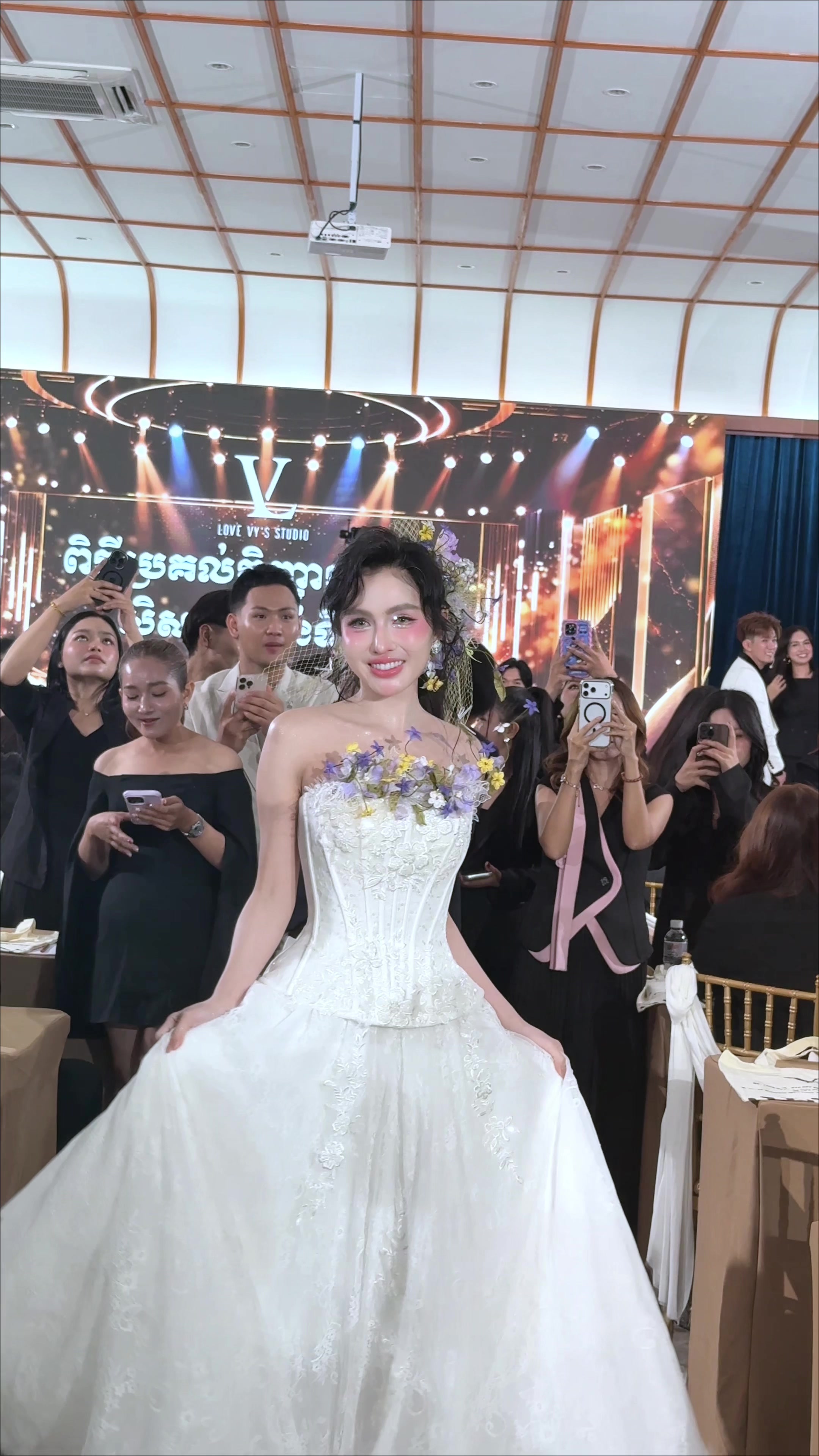 @កុយ-official