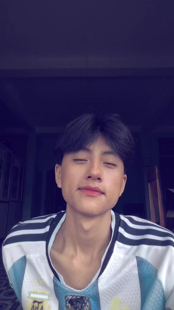 @X I K E