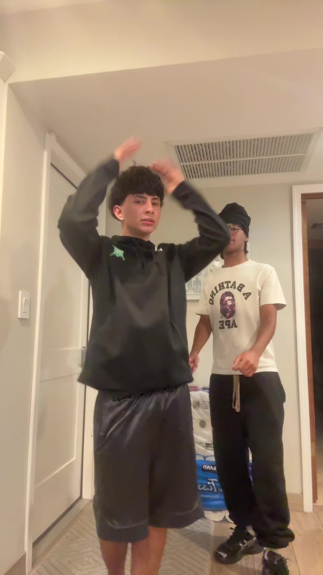 @Ant🪖