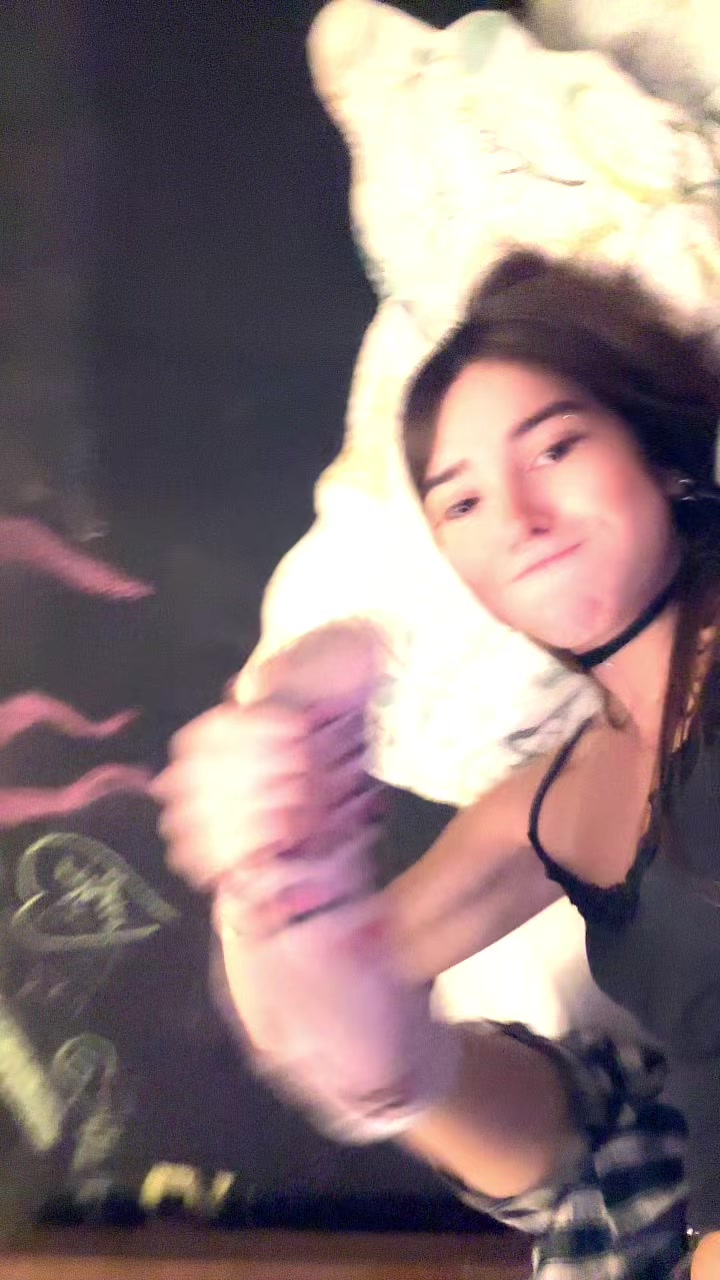 @julie★⭑