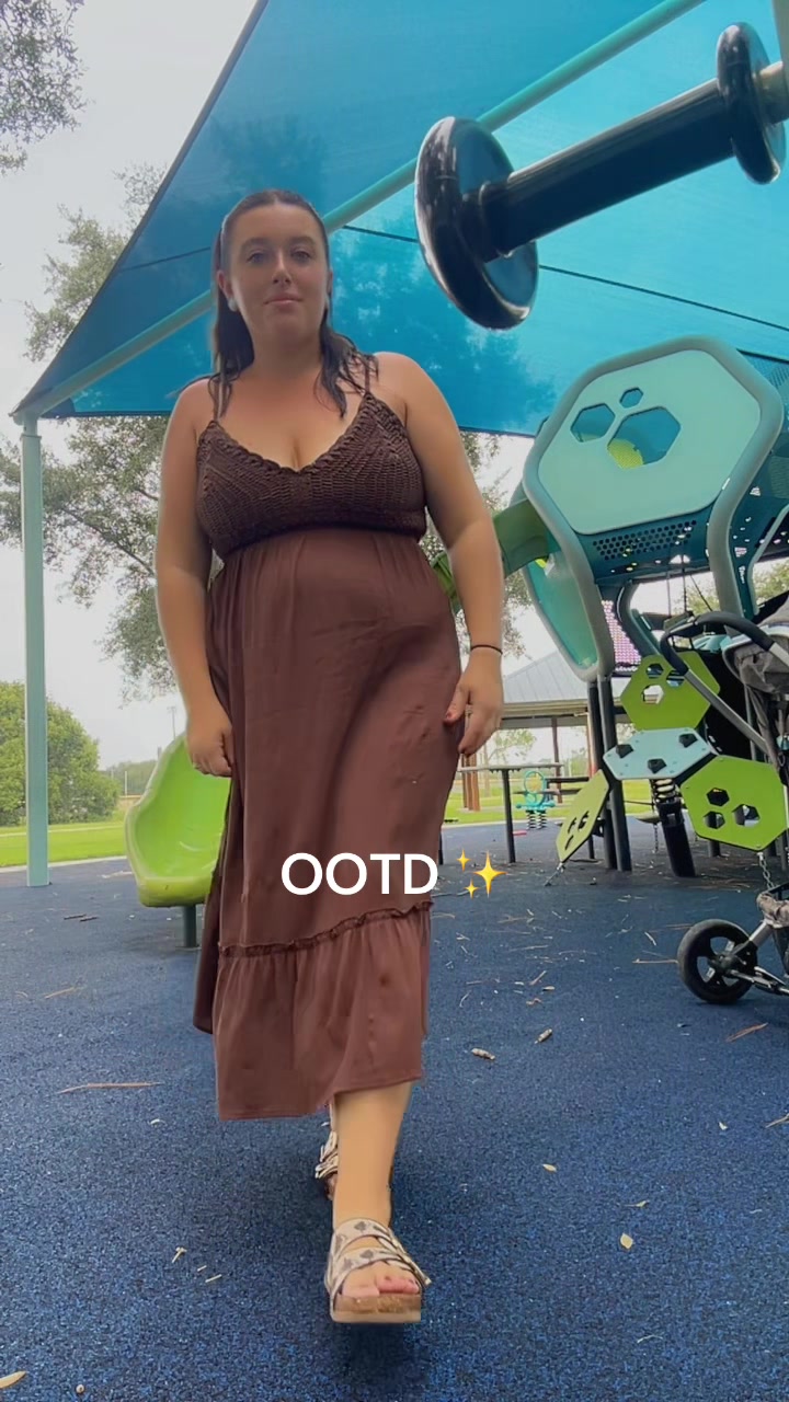 @AshleighCole•SAHM•photographer