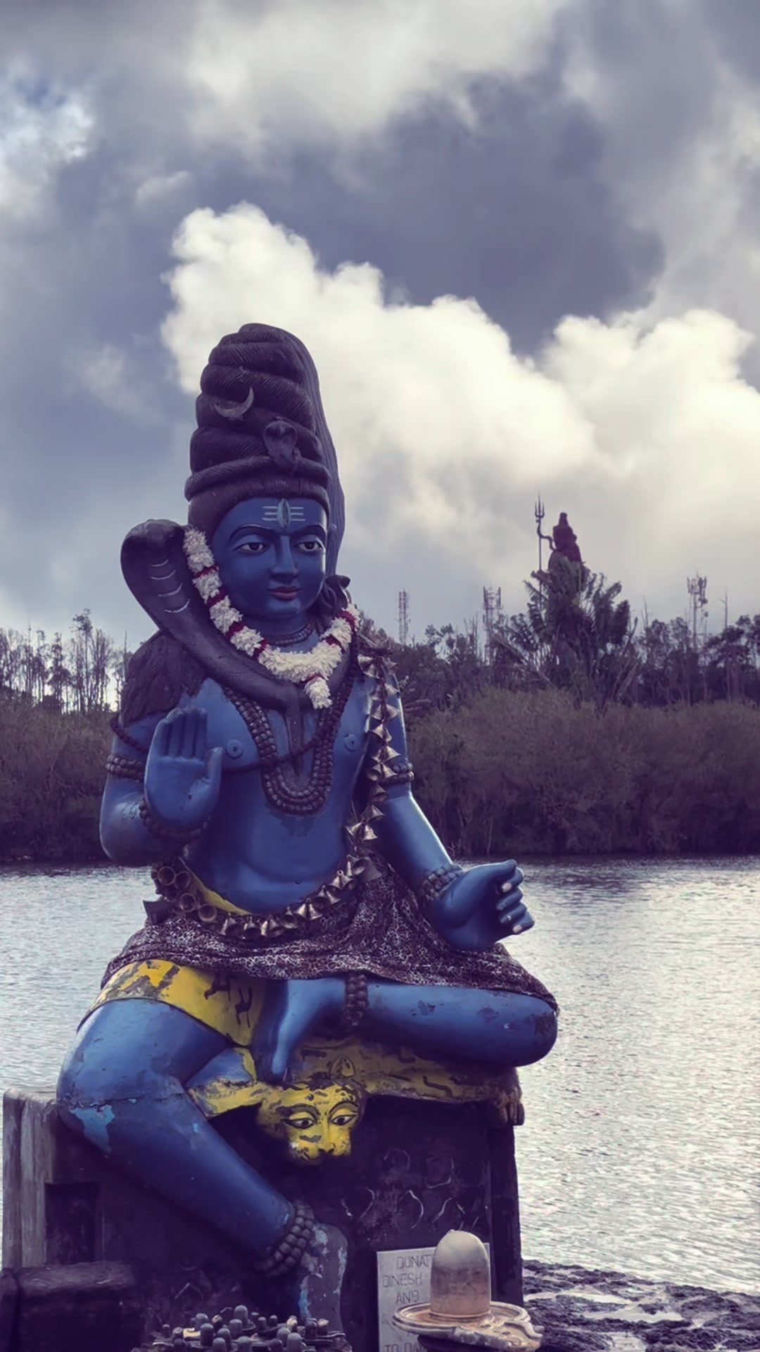 @Deeveshॐ
