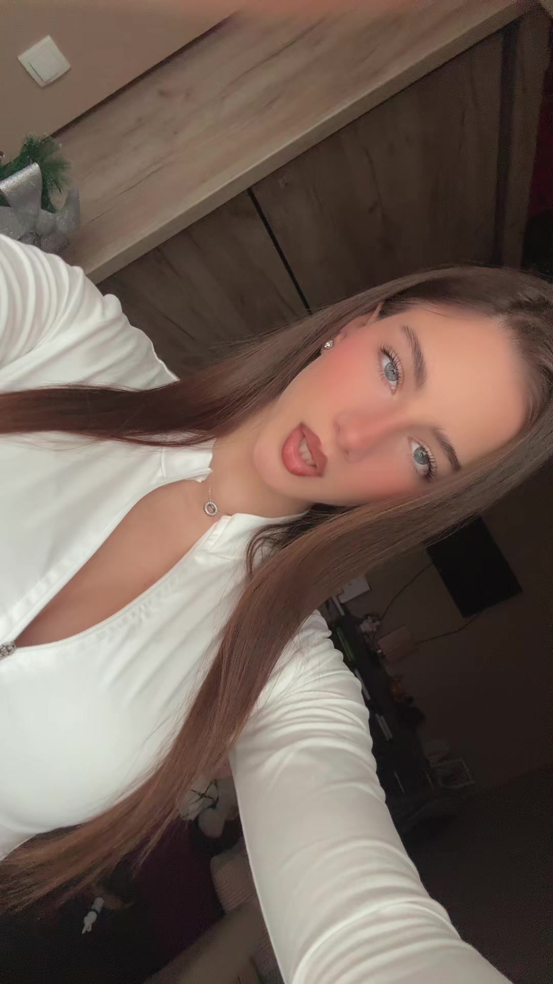 @K