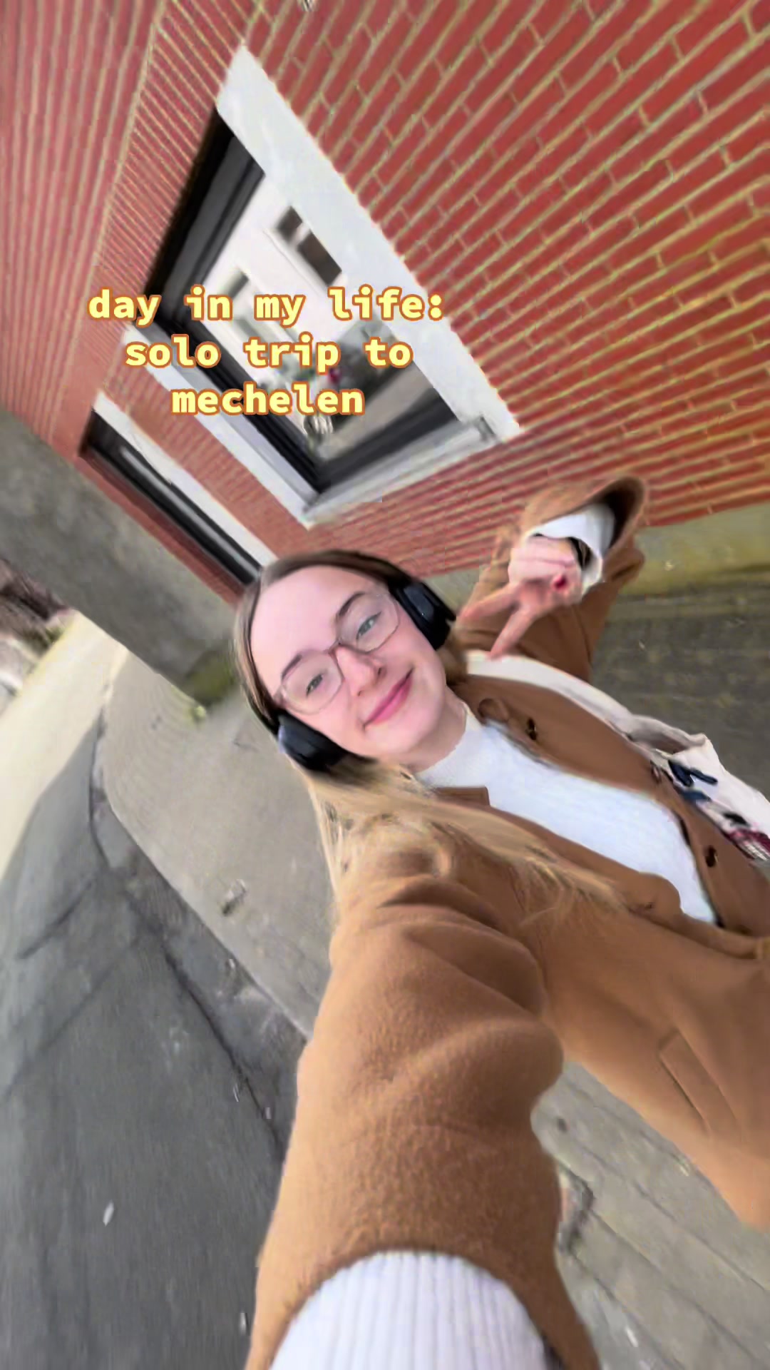@Ava