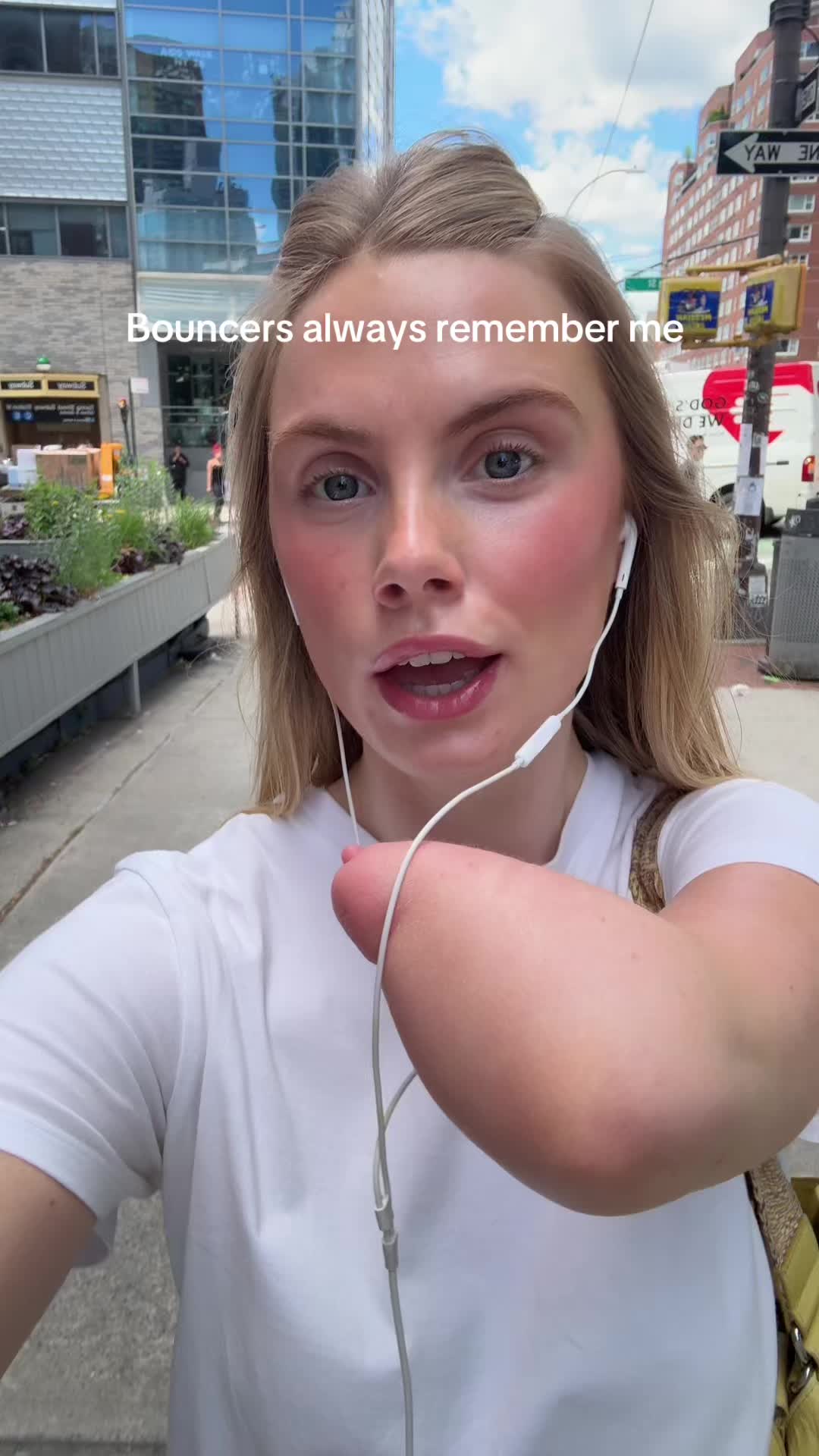 @caitlyngiannini