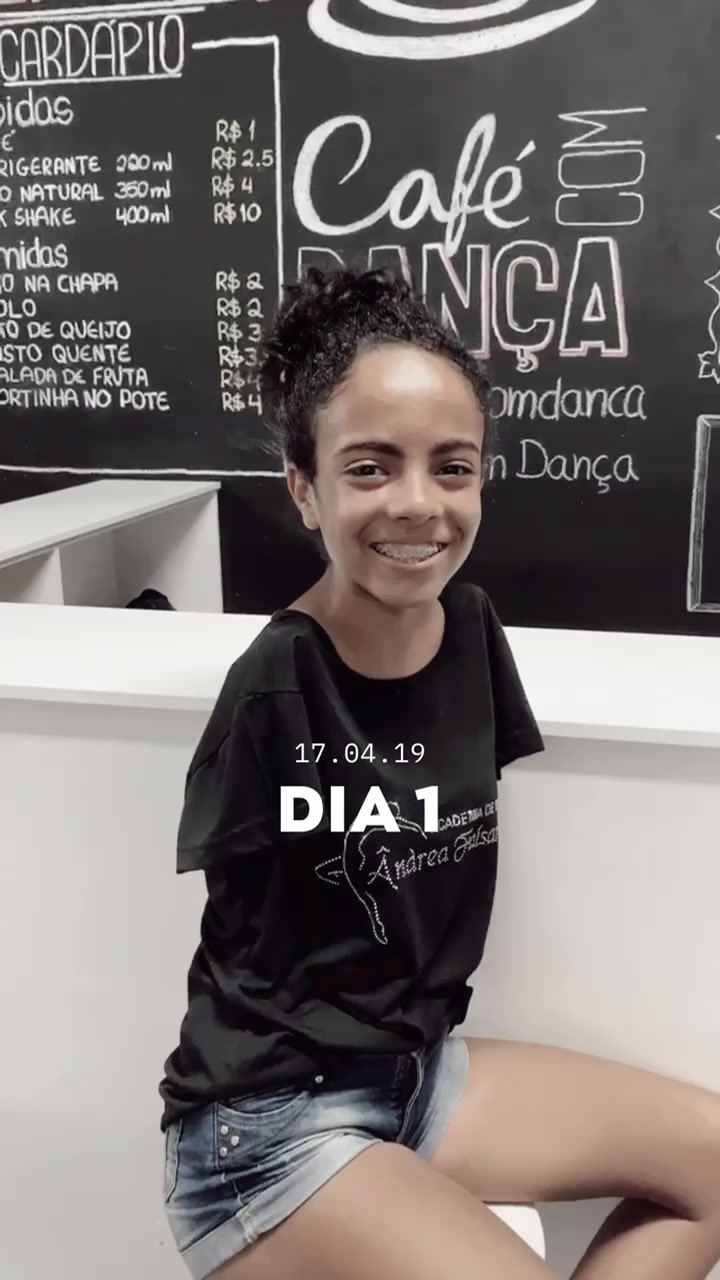 @Vitória Bueno