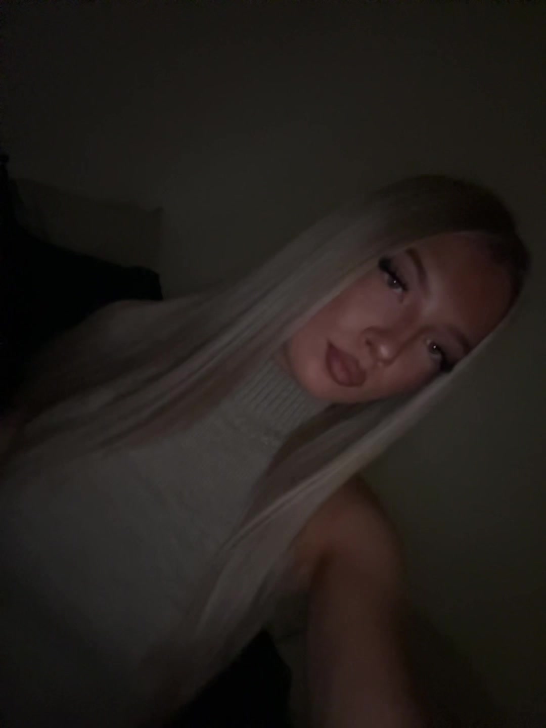 @Laly