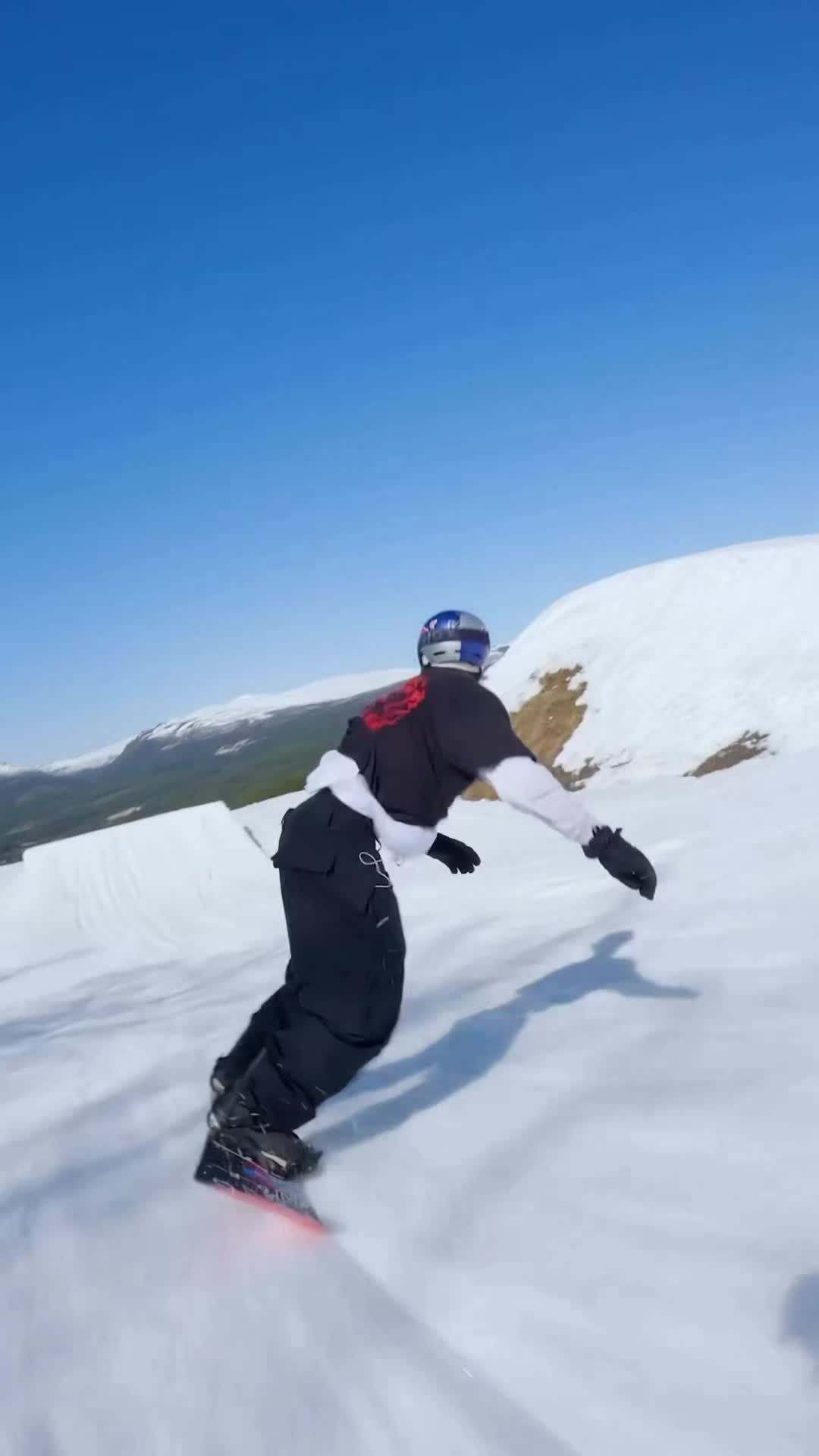 @Snowboarding
