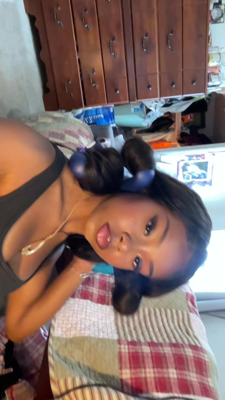 @sydnixoxuu