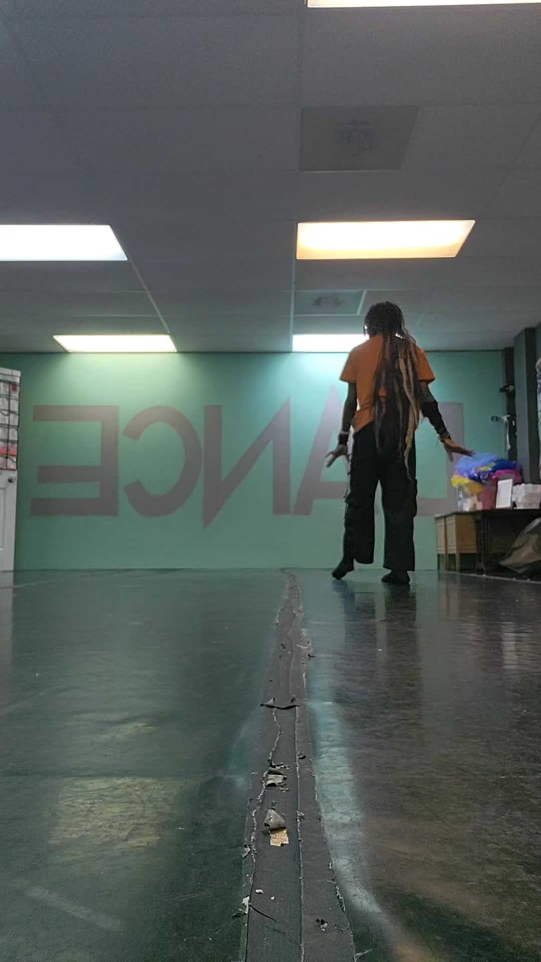 @✦Woofyi✦