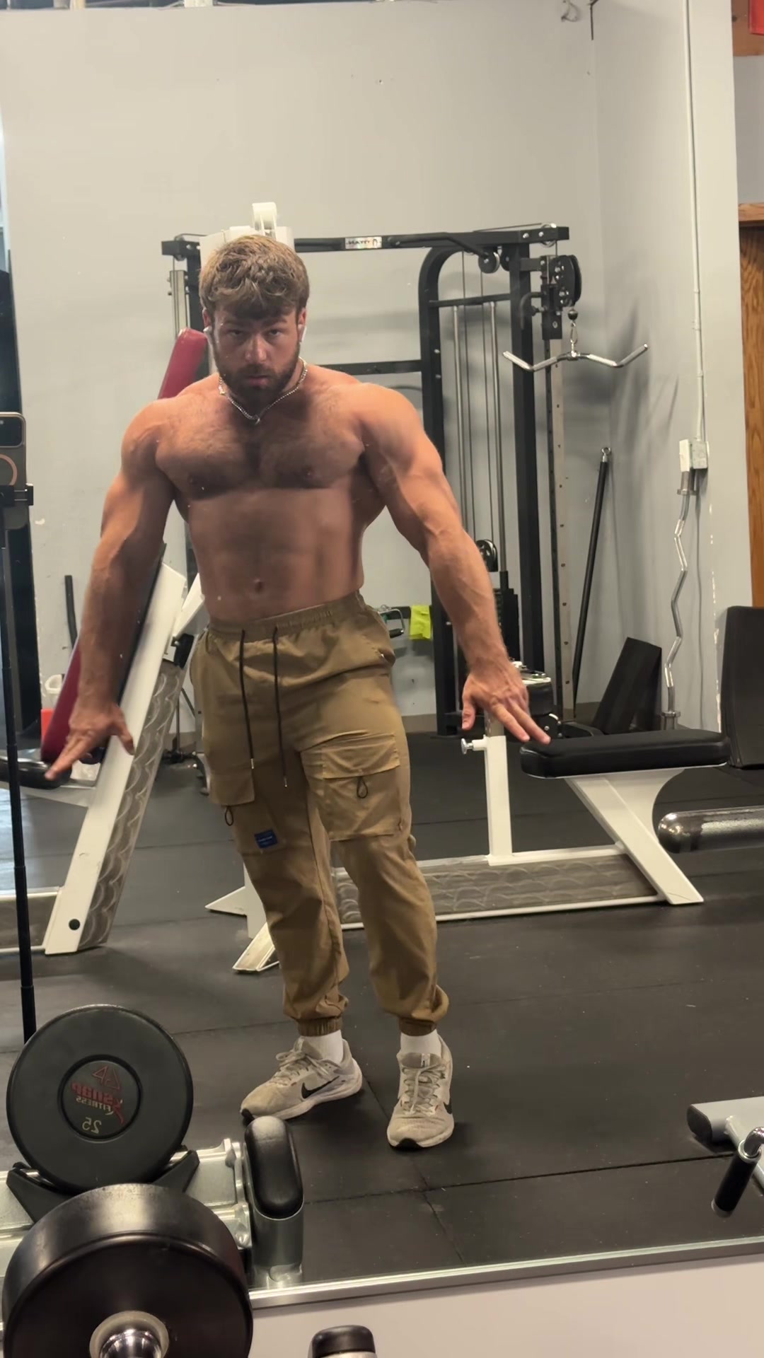@Alex 🦍