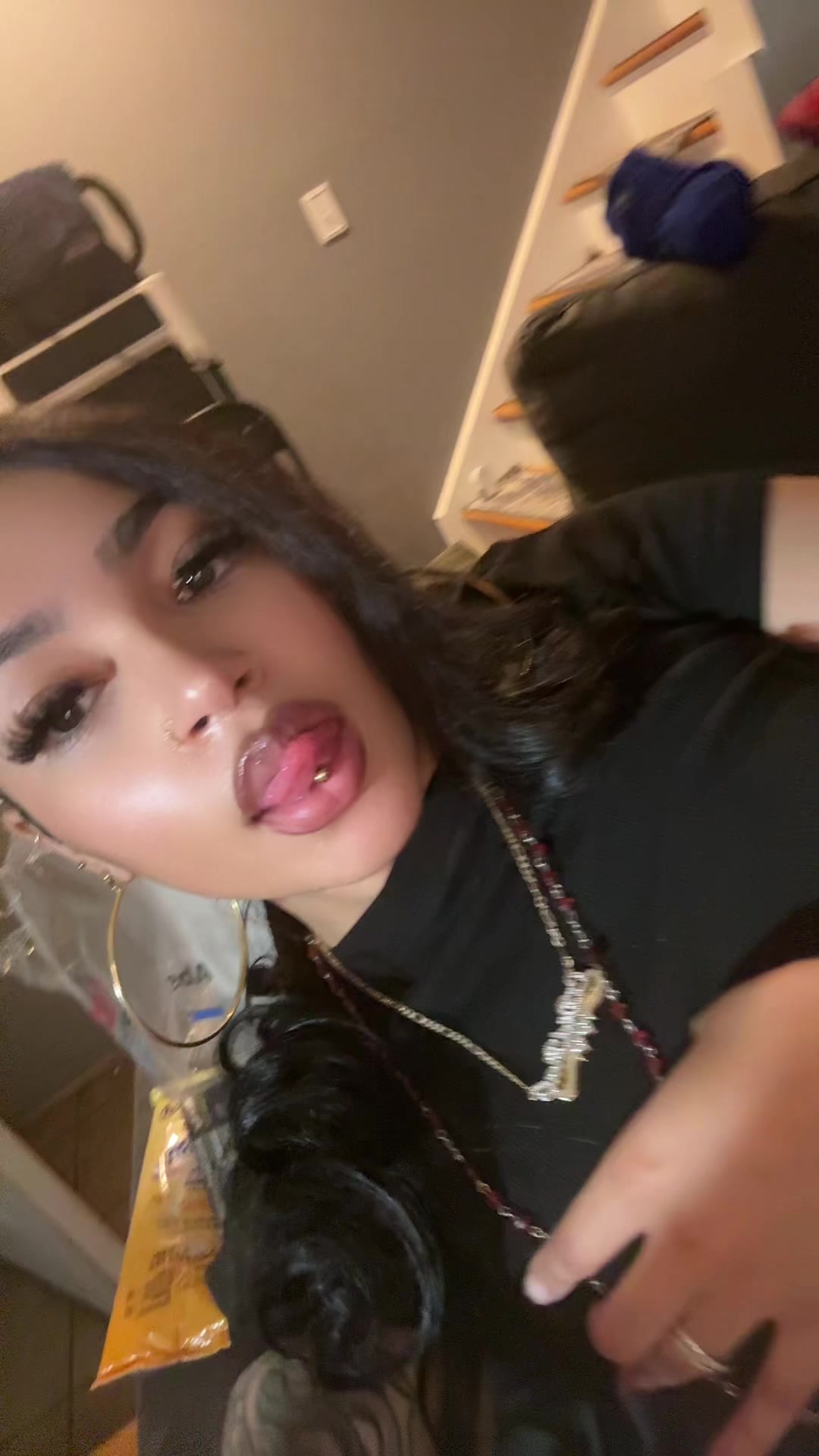 @lili 🤘🏽