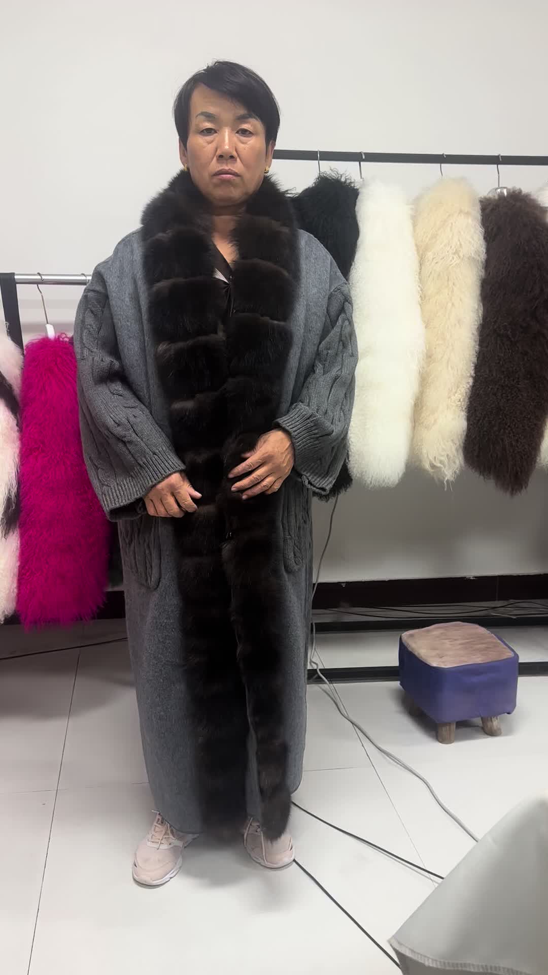 @(Md)fur clothing manufacturers