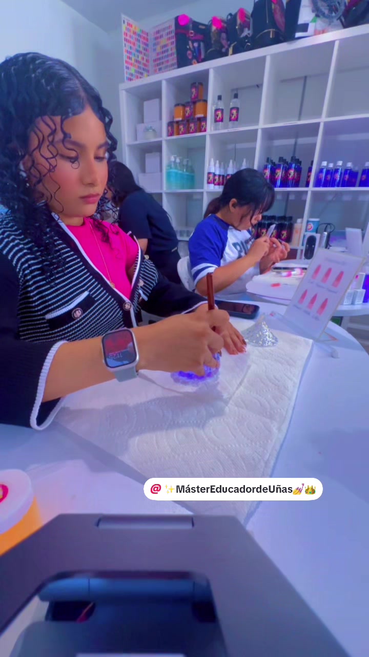 @NailsystemCR7