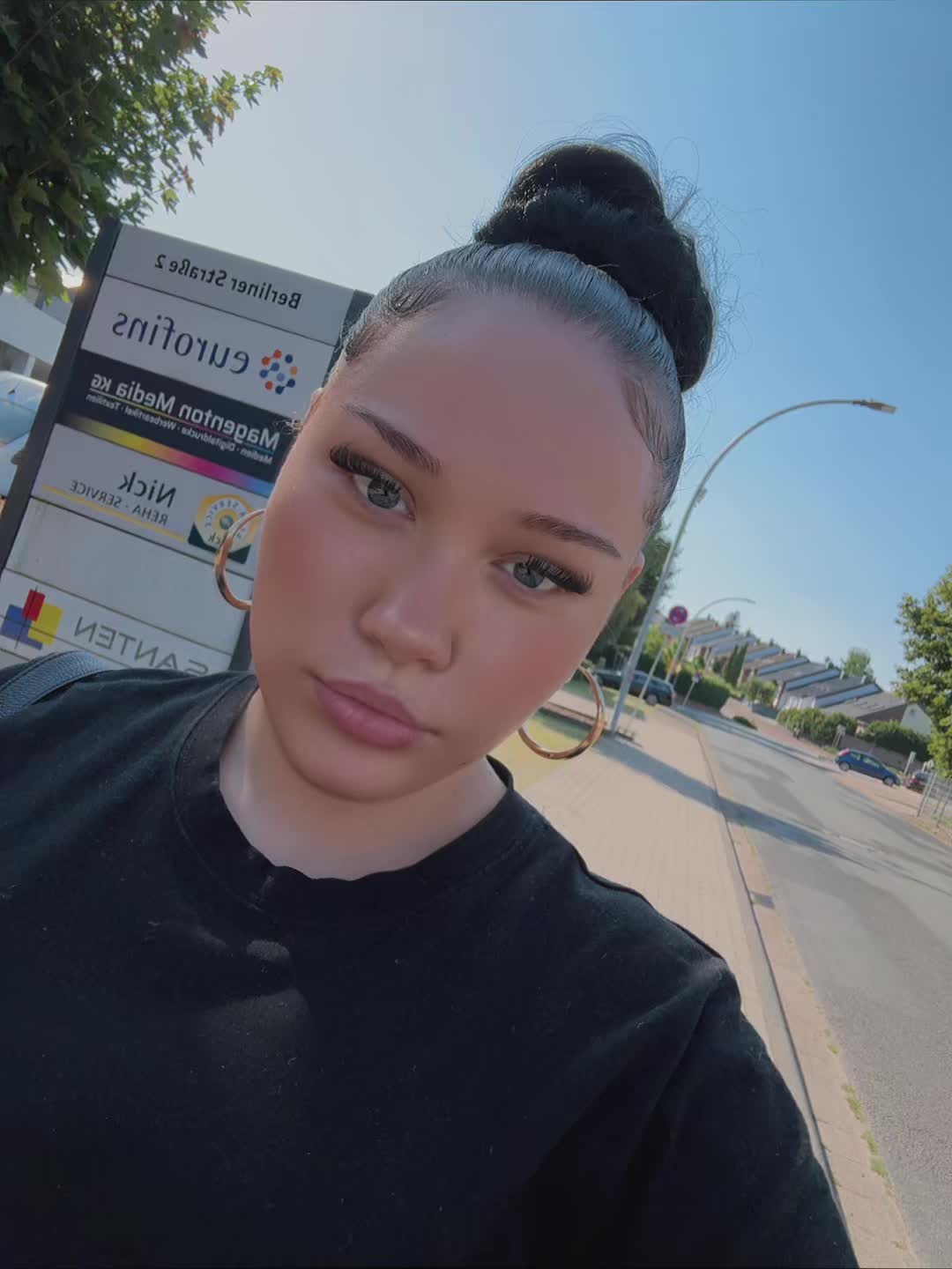 @🇷🇺