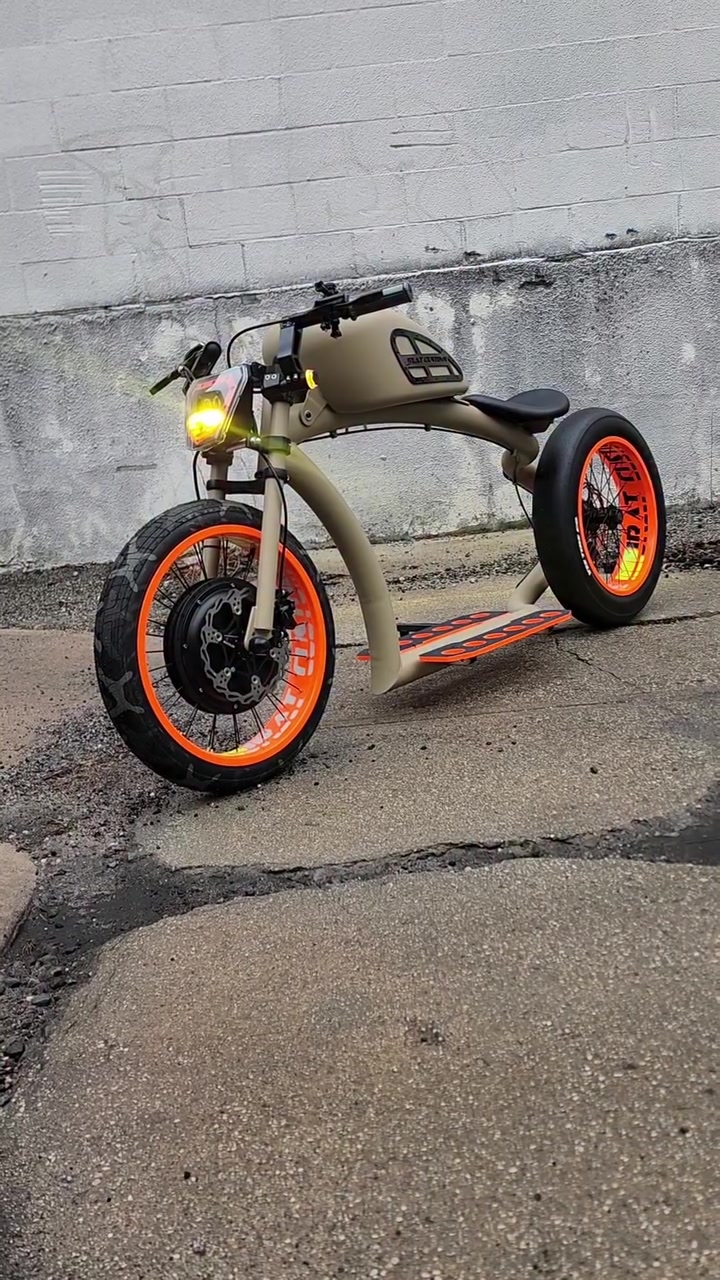 @Jrat Custom E-Bikes