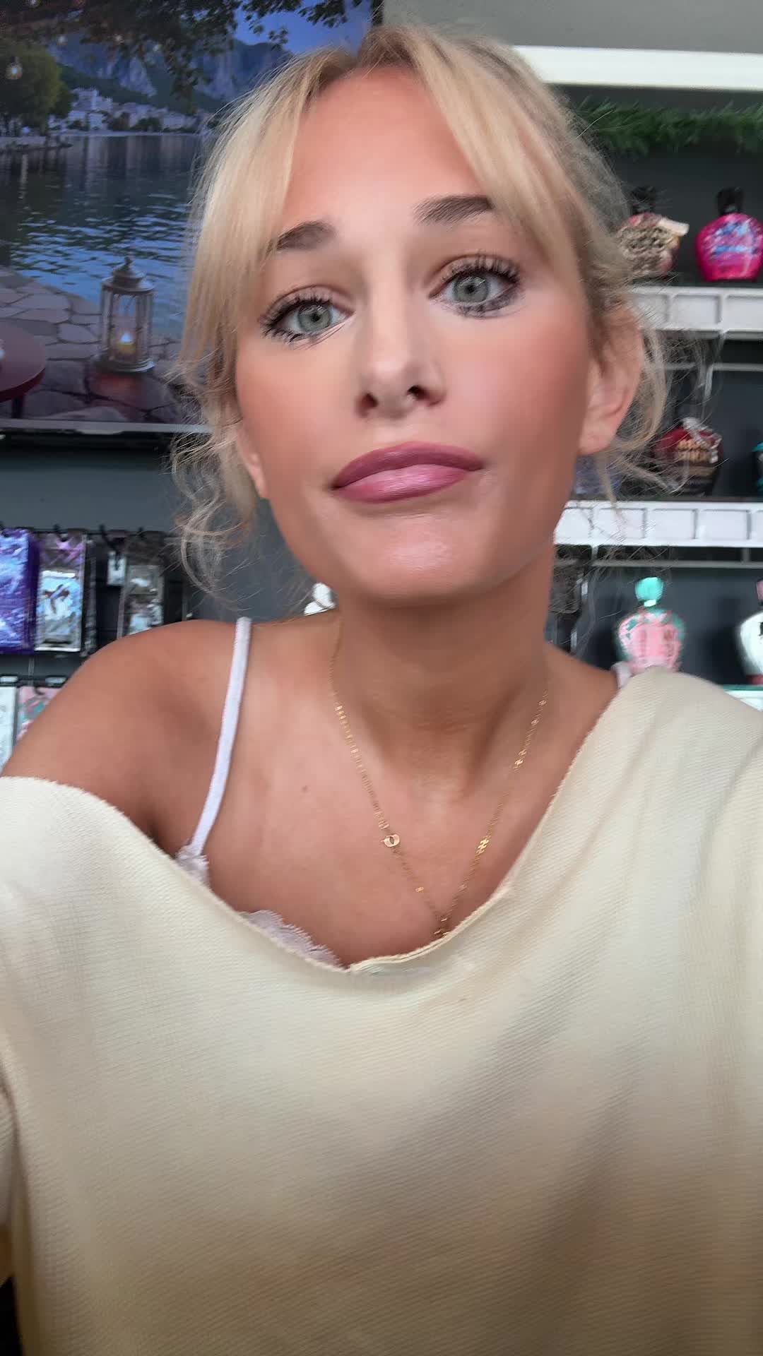 @ella