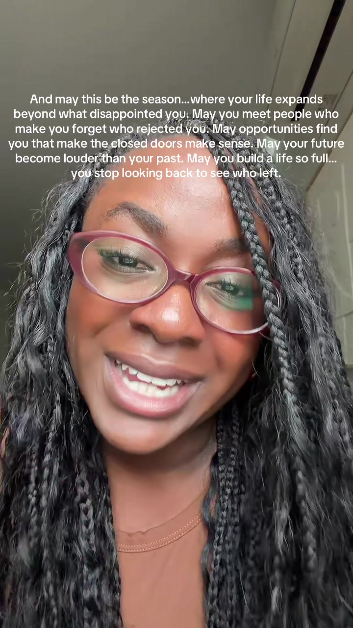 @Akosua