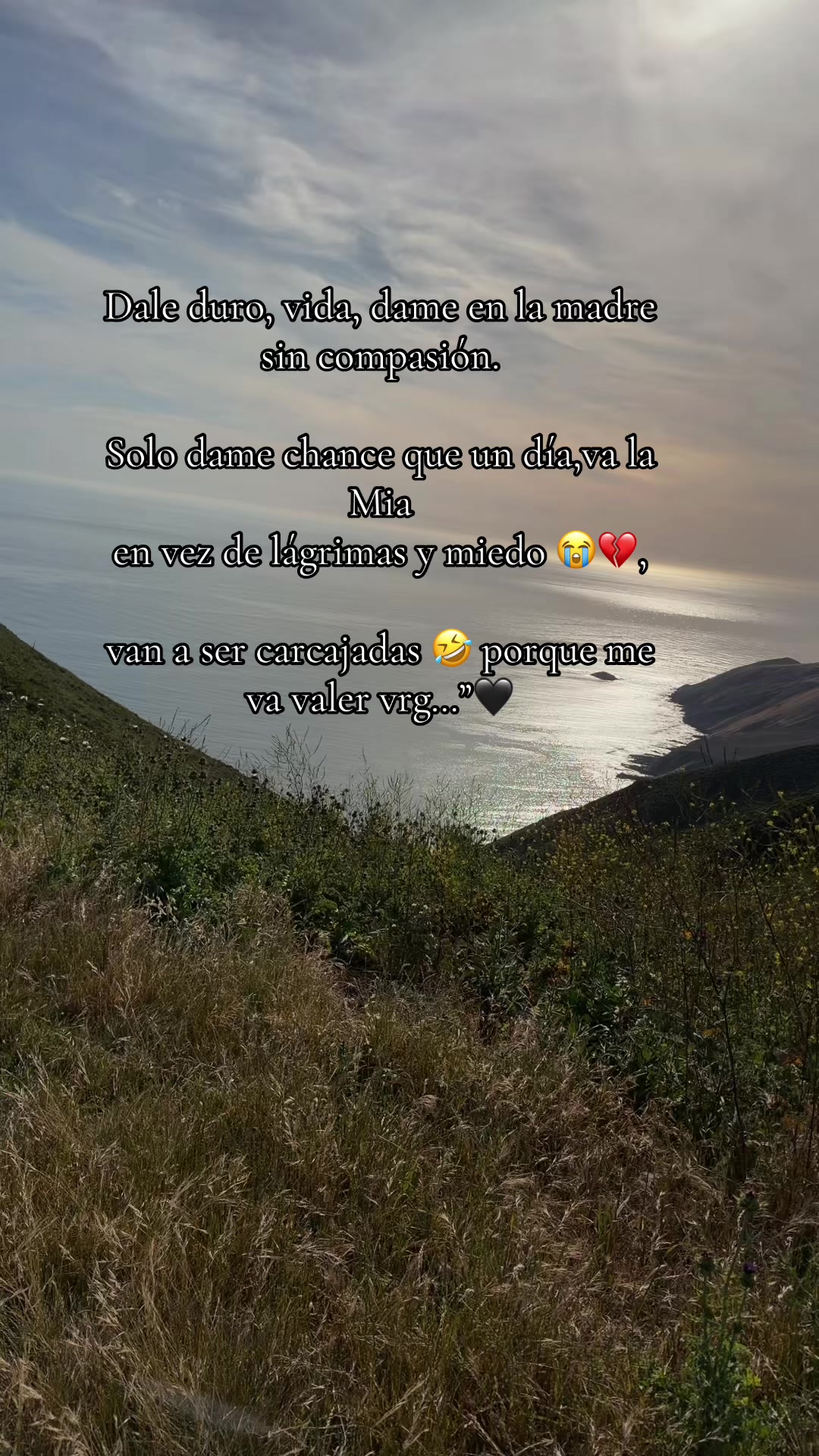 @𝒞𝒽𝑒𝓁𝒶 𝓂𝑒𝓃𝒹𝑒𝓏 ☘️🌺