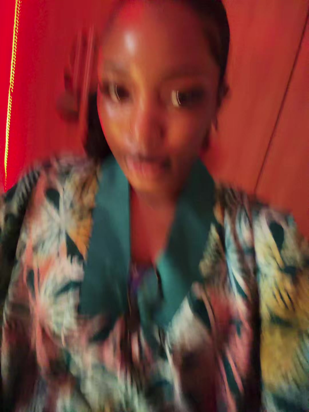 @Brownie.A>🧝🏽&zwj;♀️