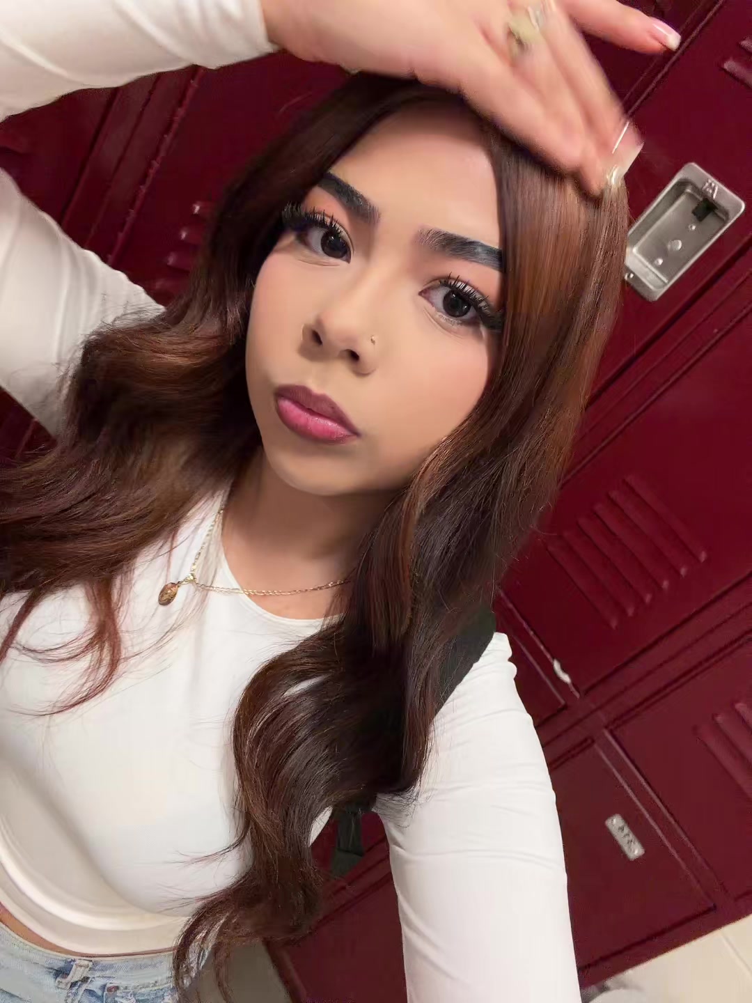 @⃟