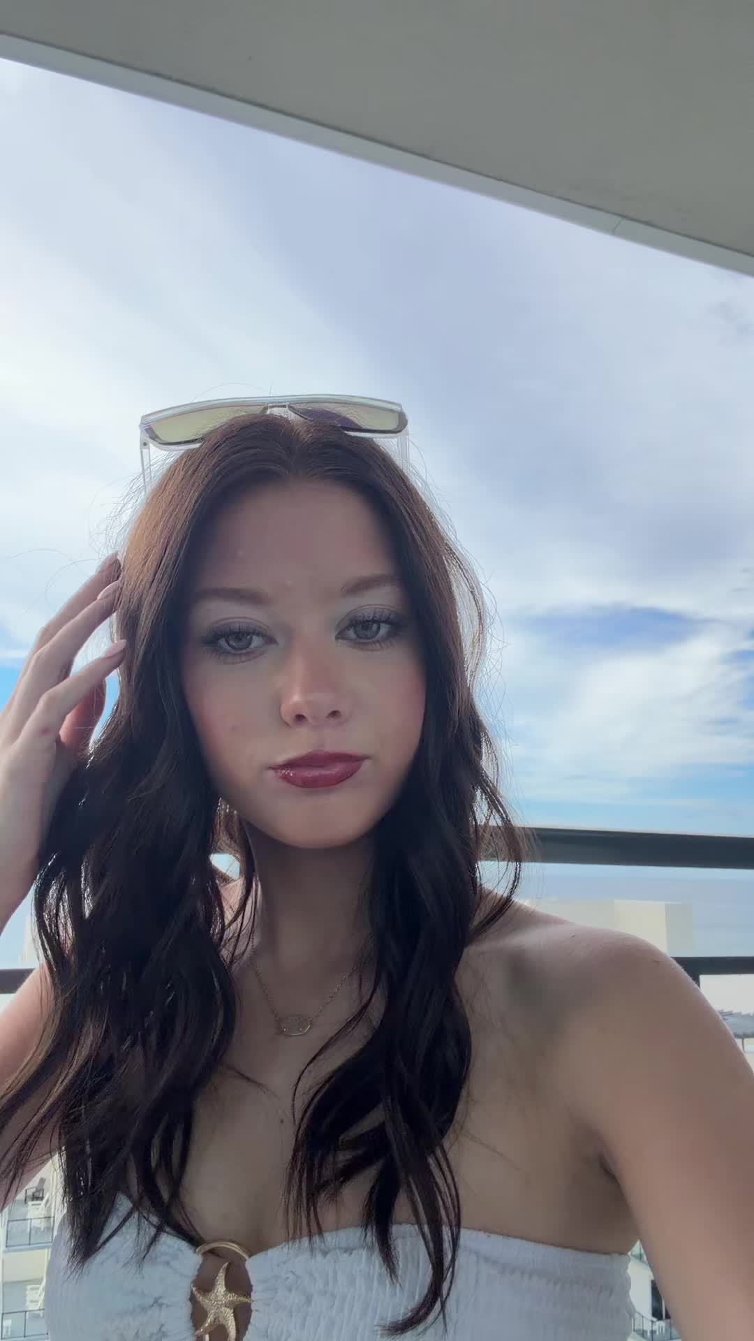 @alexisss
