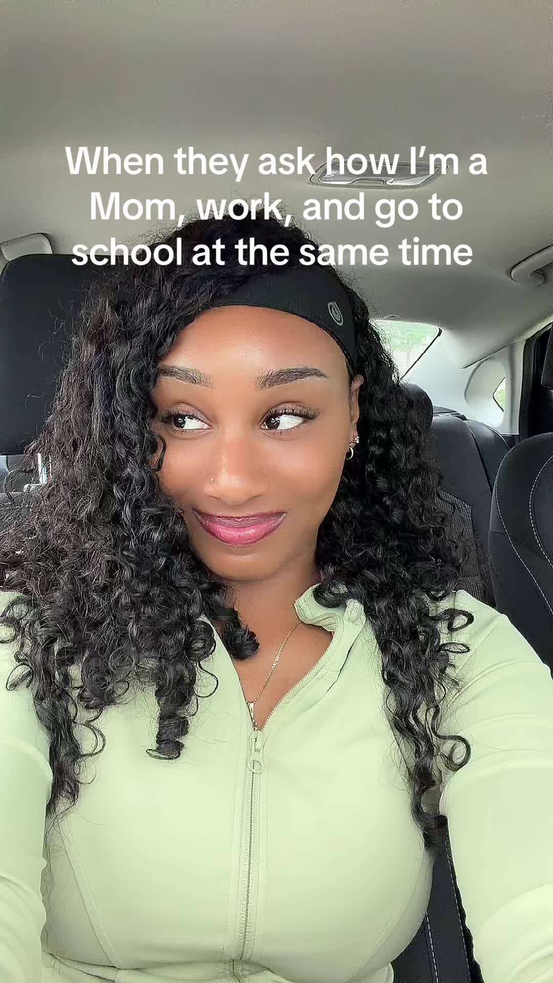 @kaylaoubre