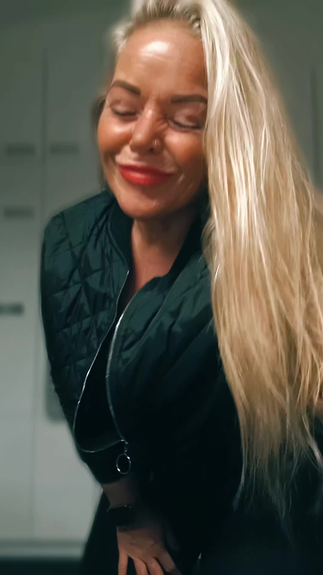 @🎶🇩🇪Janine 🇩🇪🎧