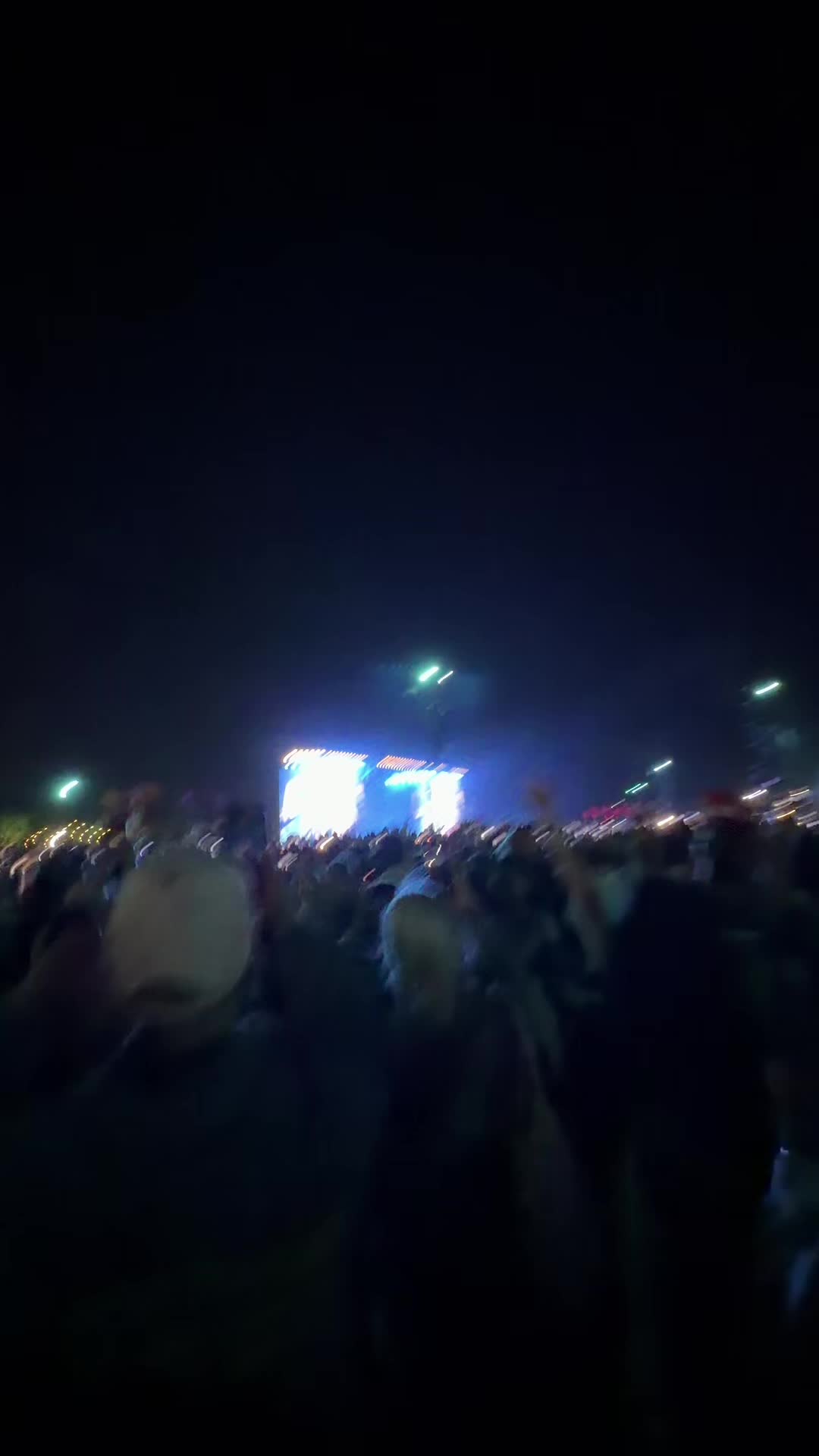 @Rhod&eacute;