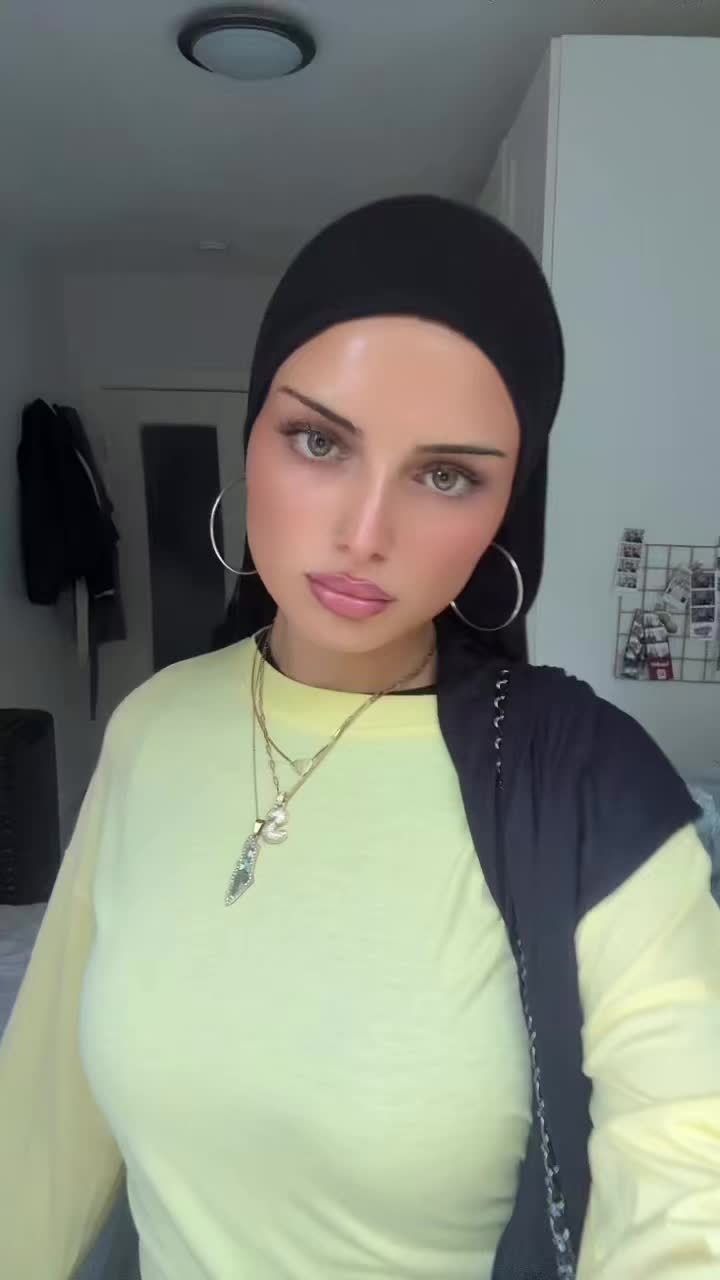 @𝐚𝐮𝐭𝐫𝐞 𝐦𝐨𝐧𝐝𝐞 🌺