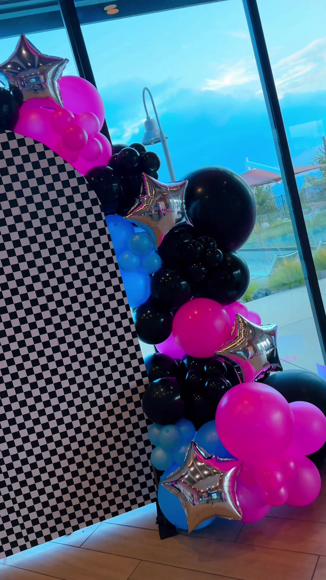 @Poshgalballoons