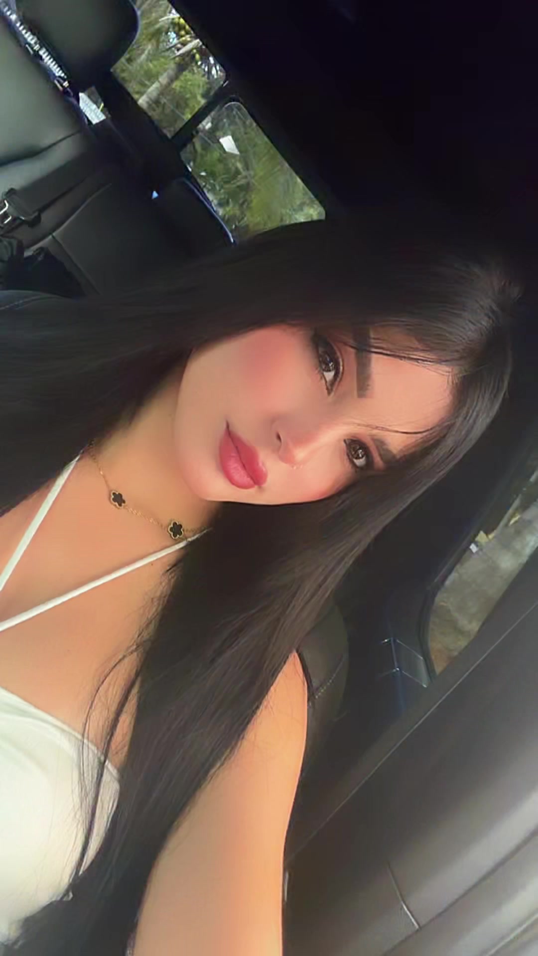 @Laurita_nena25