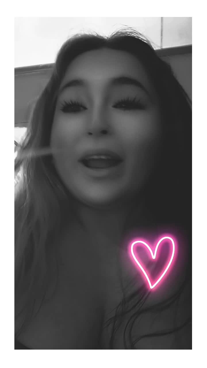@Sabrina Marie