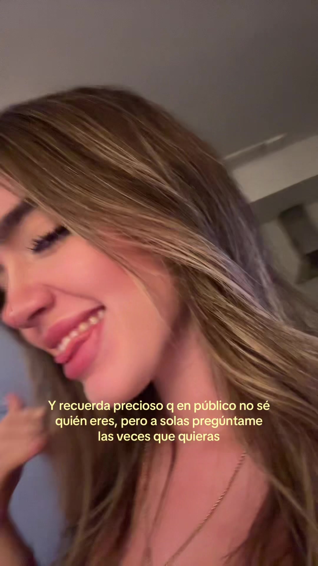 @nicoleegiz