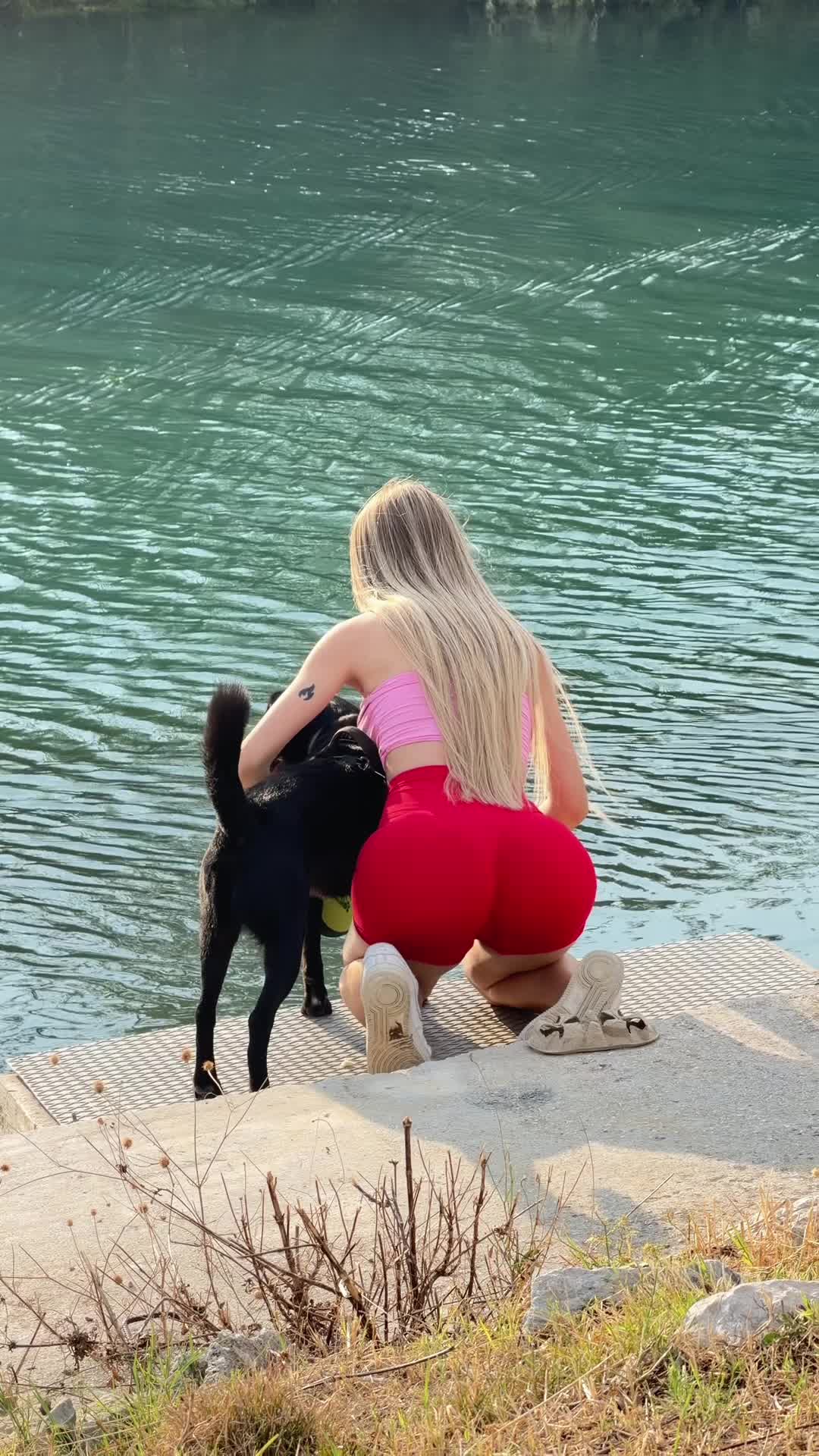 @user56942215540