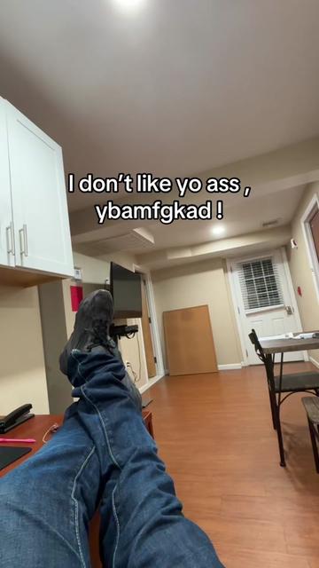 @️