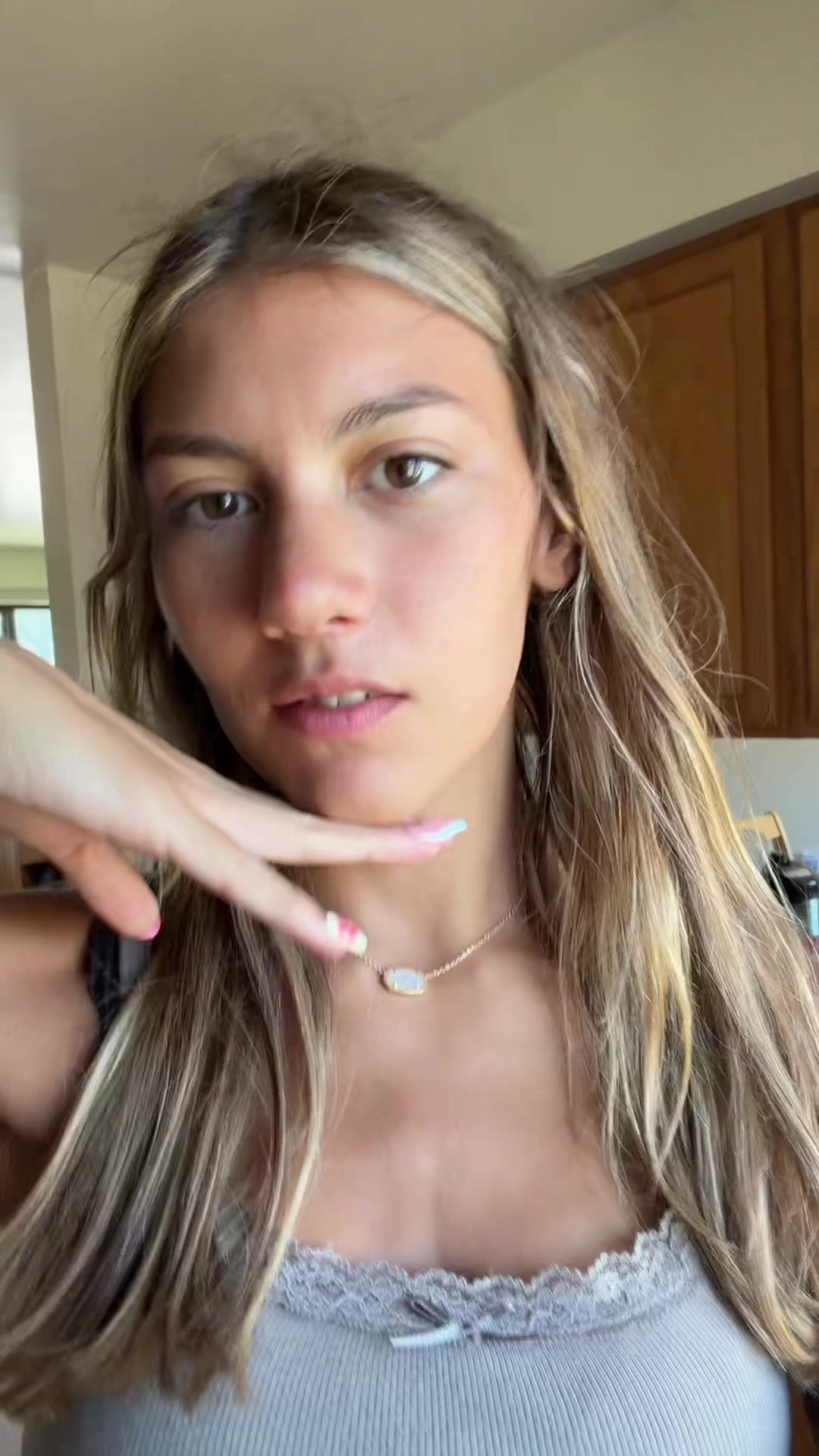 @theleahmae