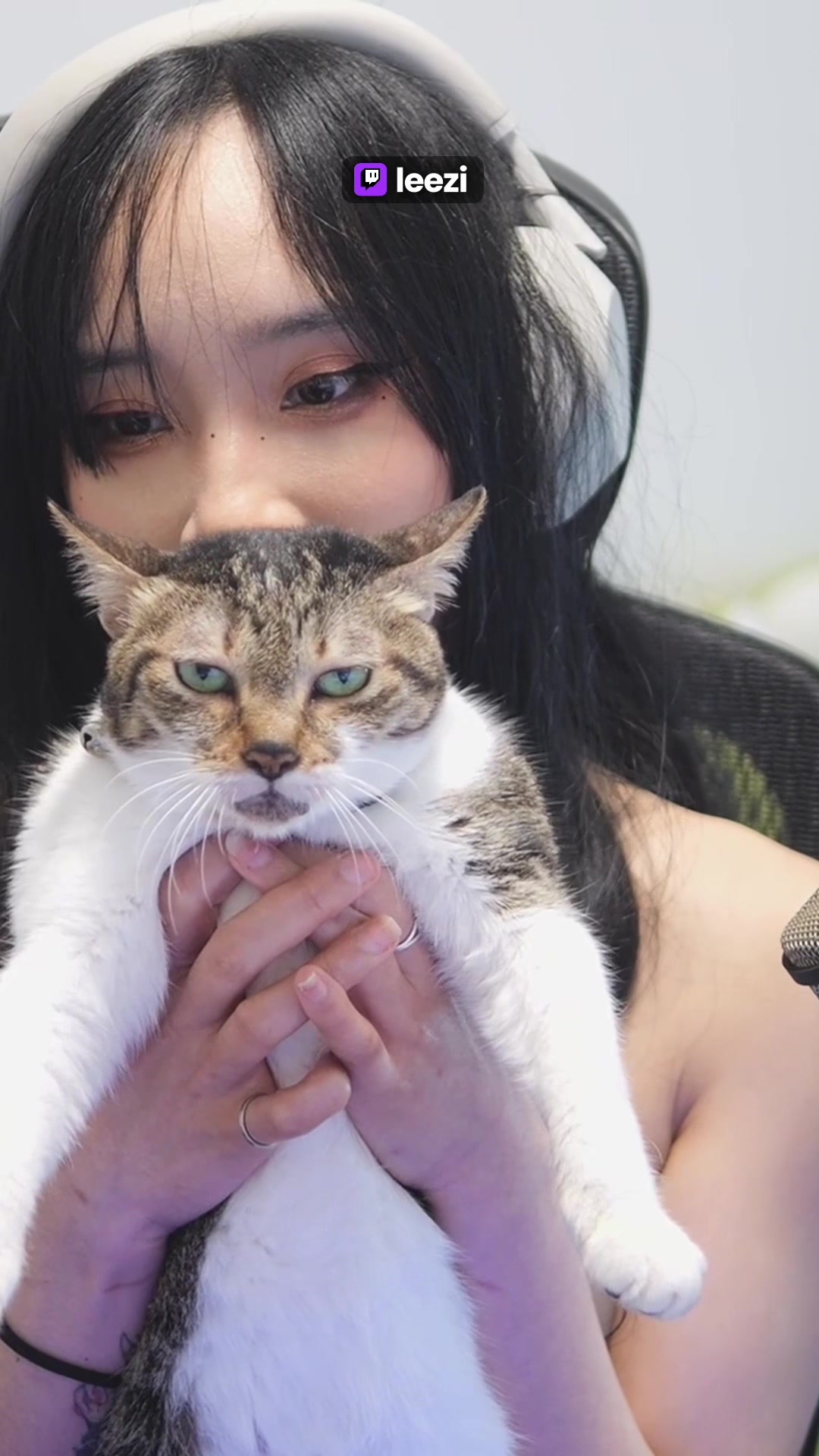 @Leezipotato