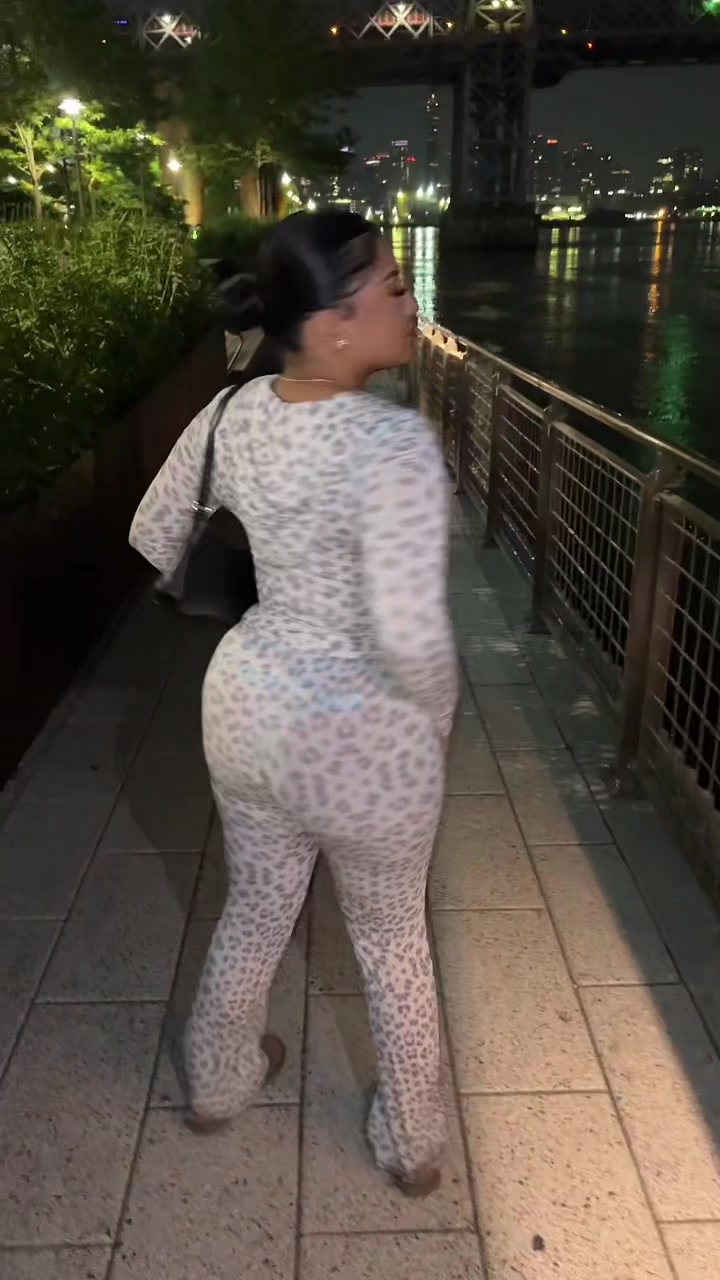 @yessi