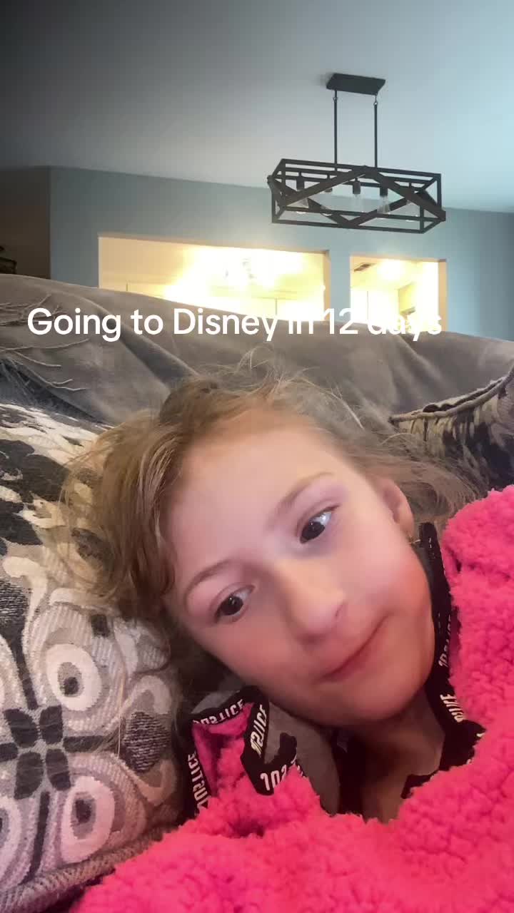 @TeddiAnne