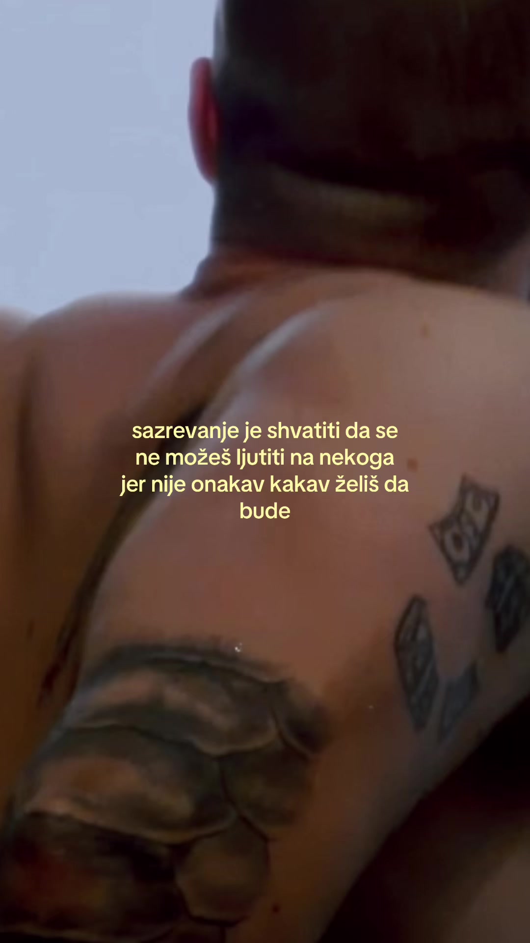 @V U K