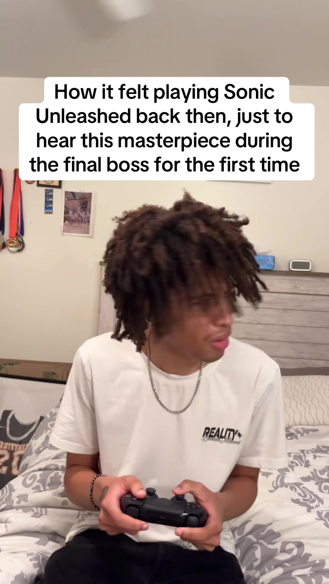 @ITZZ$kovie