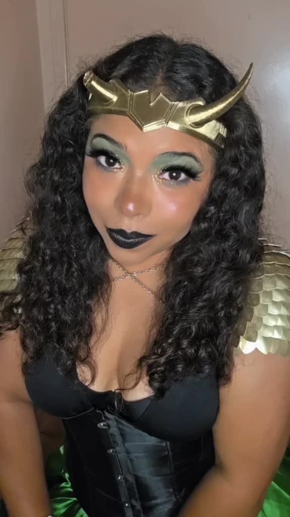 @The Bunnyfolk Cosplayer