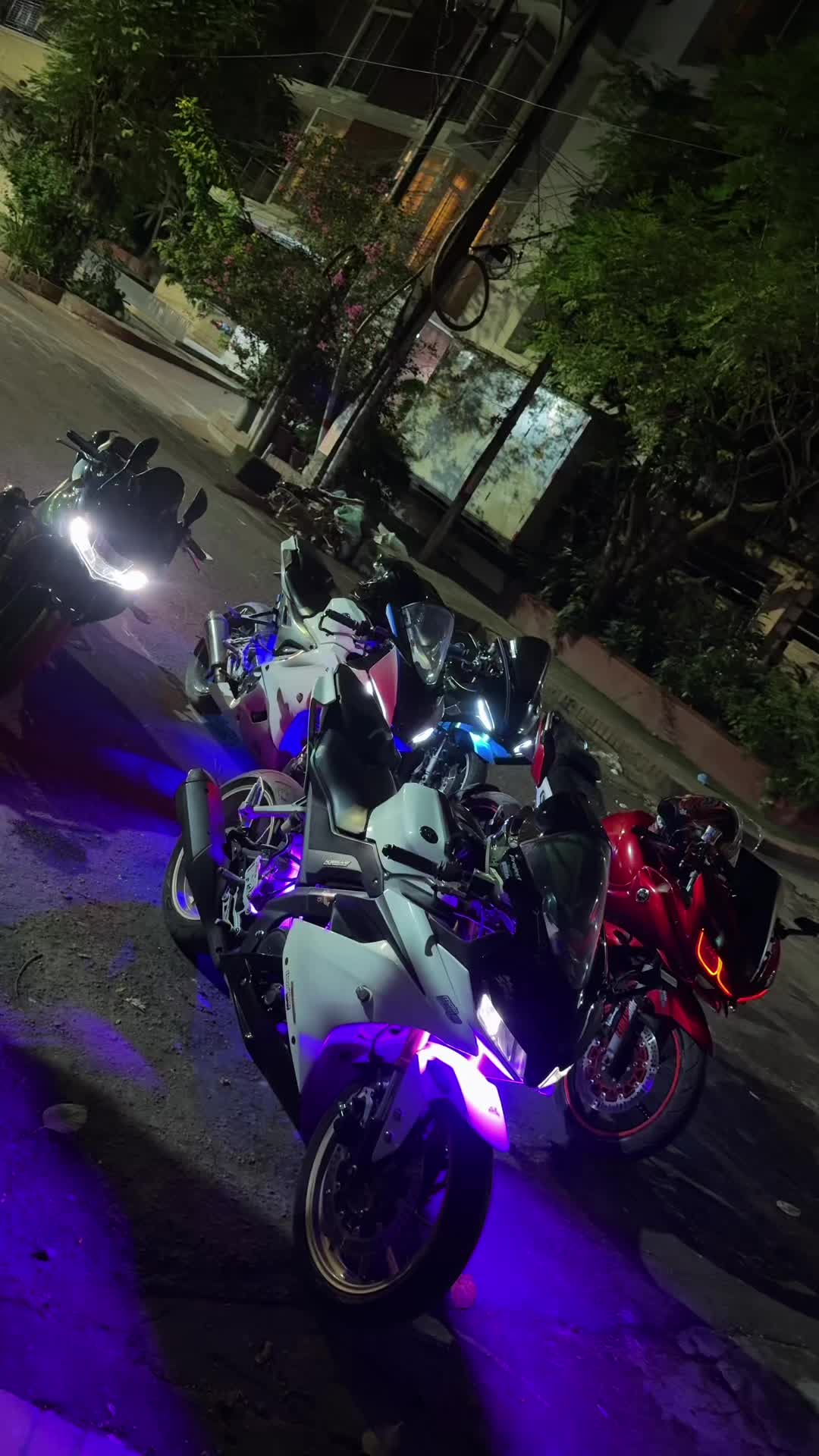 @𐌌 ५