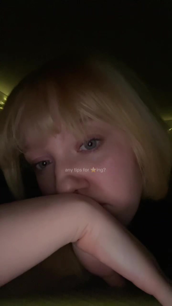 @??