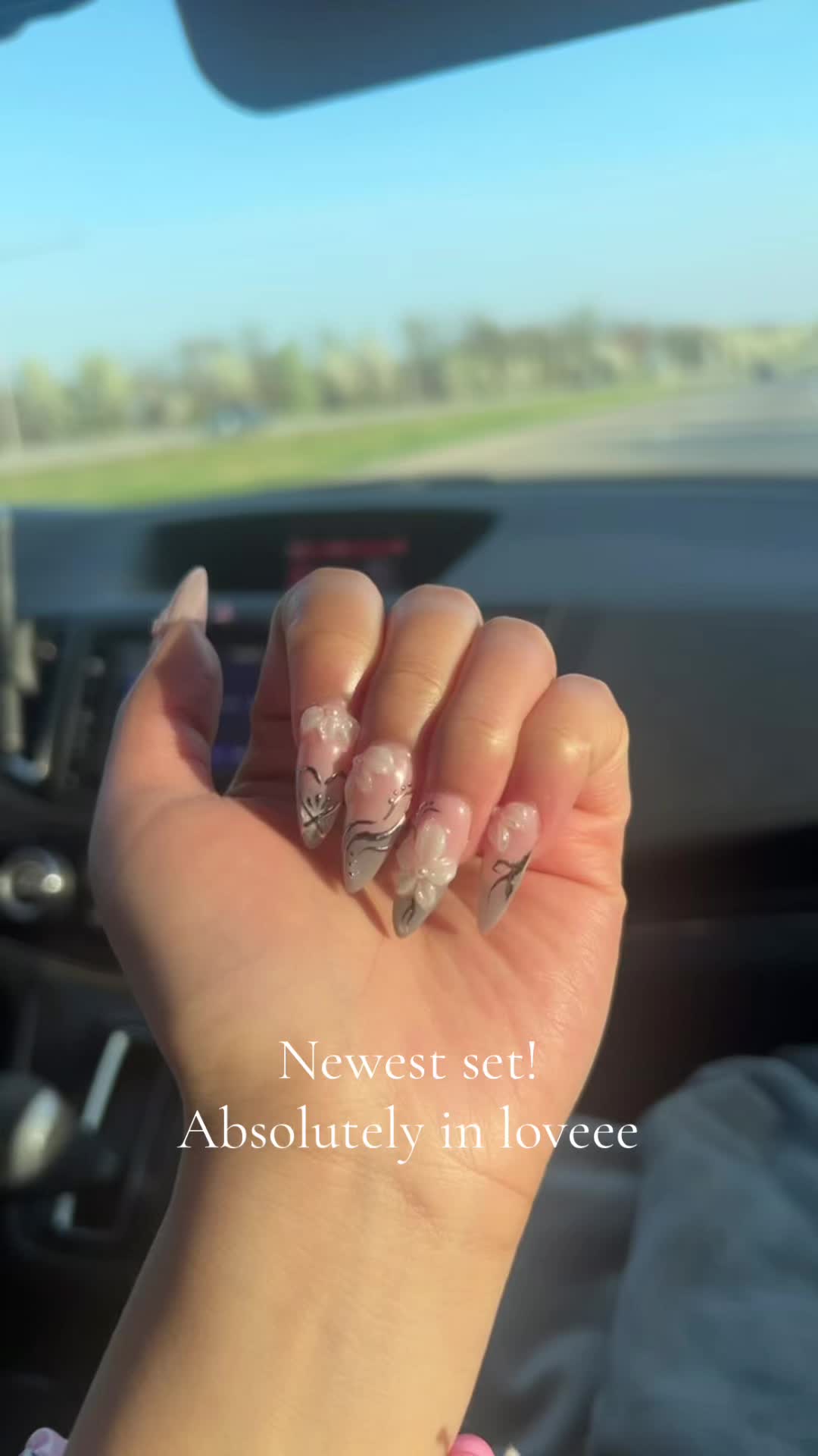 @ee.mochi_
