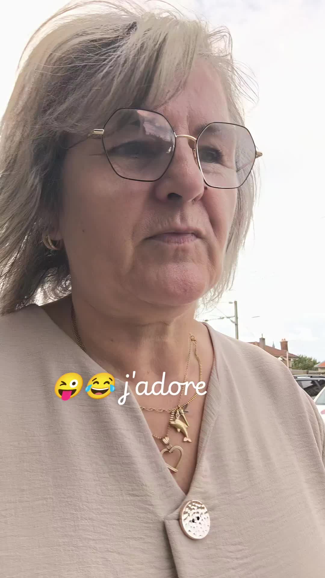 @Victoria