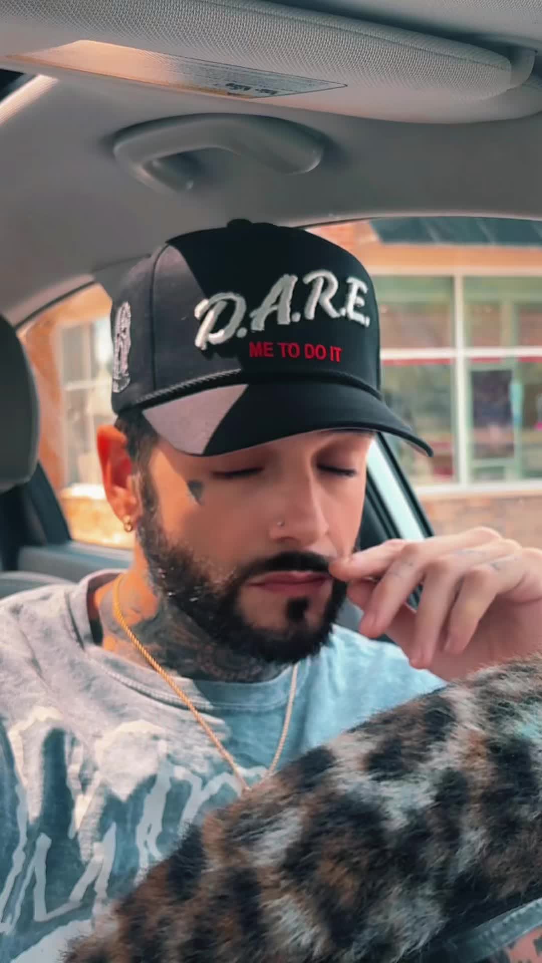 @ᴛʜᴇʀᴇᴀʟᴘʀᴏᴠᴏʟᴏɴᴇᴘᴀᴘɪ🧀🥃🖤