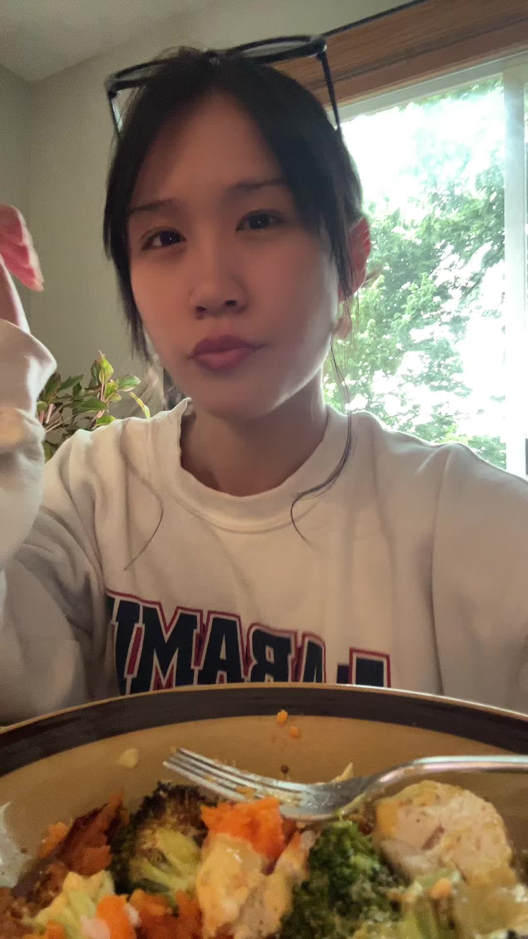 @skyl3b3ar