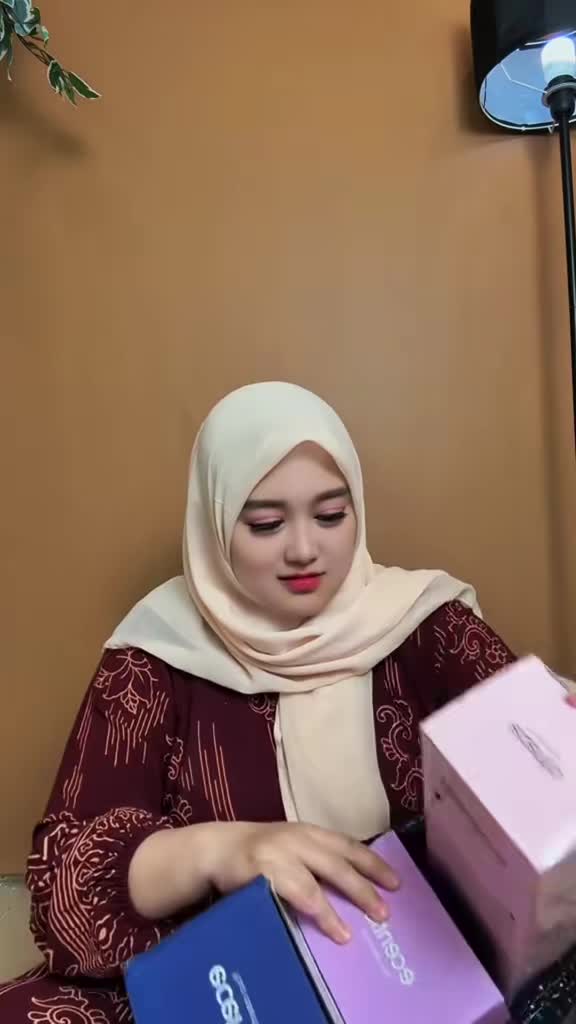 @Indah Silvanif 🌸
